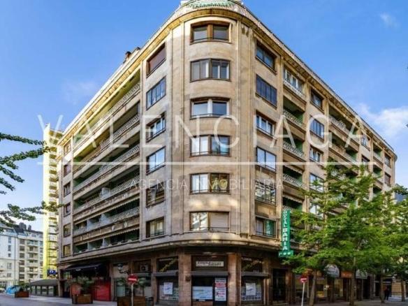 Apartment for sale on San Martin Kalea, Romantic Area