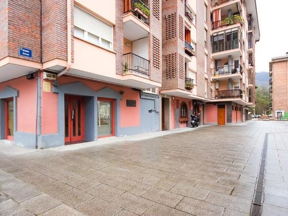 Commercial premises for sale in Villabona