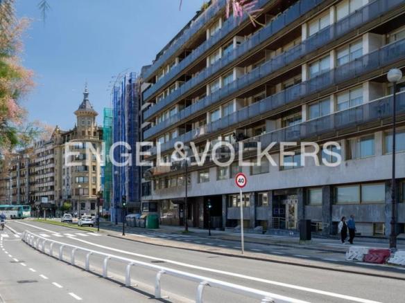 Apartment for sale in Paseo de Miraconcha, Miraconcha