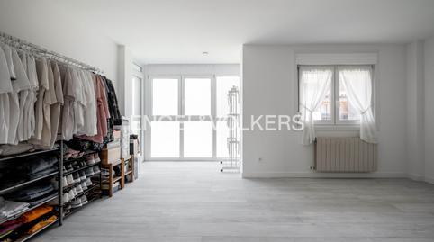 Apartment for sale on Portuene Street, Antiguo