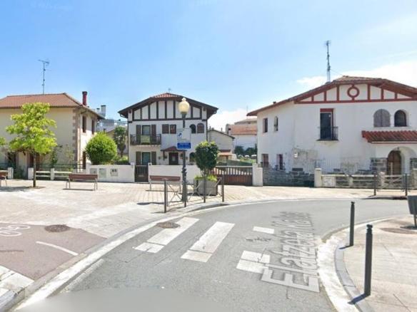 House or chalet for sale in Rataplan Kalea, Lapice – Larreaundi – Olaberria – Meaka