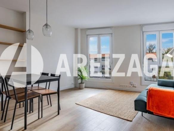 Apartment for sale in Egia Kalea, Egia