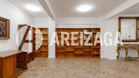 Apartment for sale in Zumalakarregi Kalea, 27, Antiguo