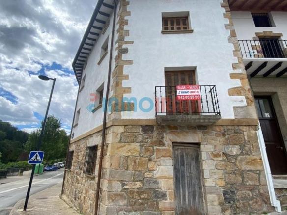 Apartment for sale in Kale Nagusia, Segura