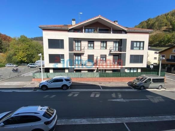 Apartment for sale in Askatasunaren Etorbidea, Zegama