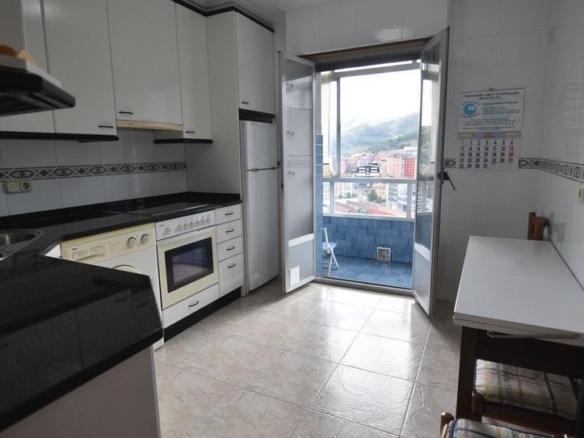 Apartment for sale in Asola-igartza Kalea, Eibar