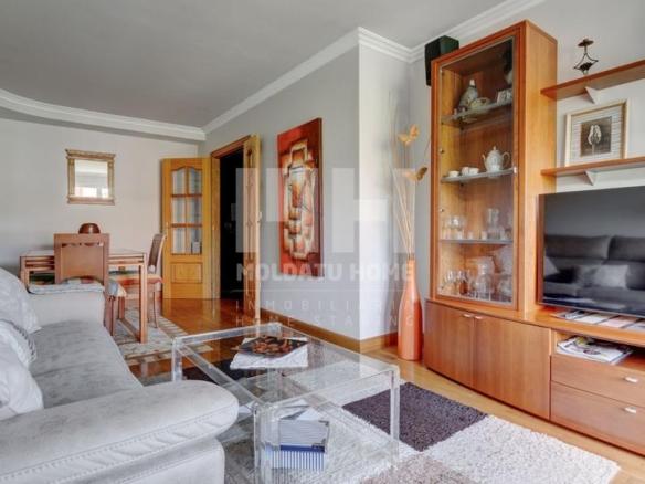 Apartment for sale in Antiguo