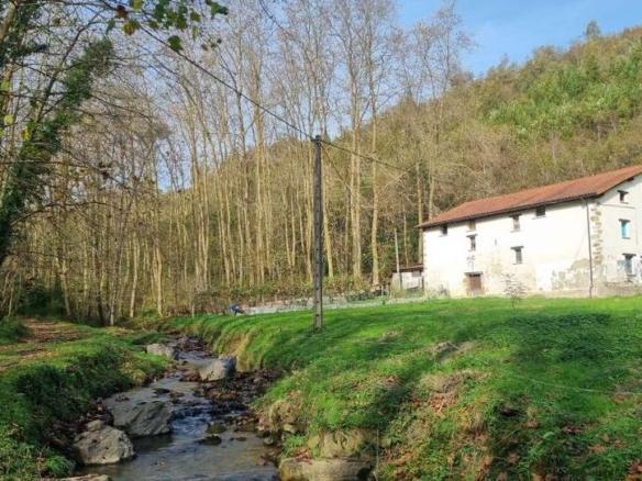 House or villa for sale in Aduna