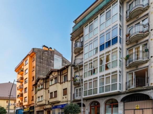 Apartment for sale in Irun – Cipriano Larrañaga 23. Irun, Centro – Mendibil – Santiago