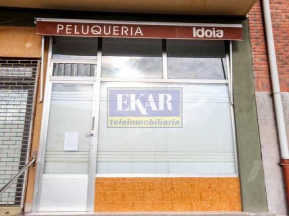 Premises for sale in Calle Anaka, Pinar – Anaka – Belaskoenea