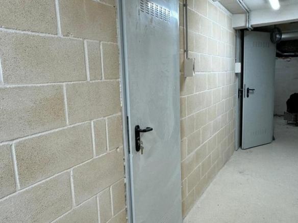 Storage room for sale in Itsasargi, Hondarribia