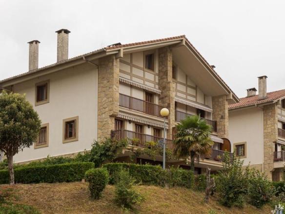 Townhouse for sale in Oakaztegi, Zizurkil