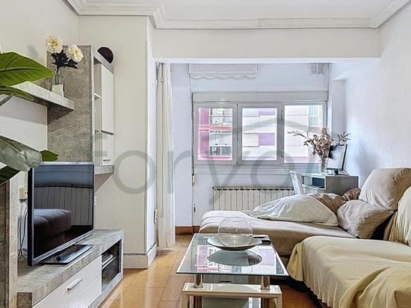 Apartment for sale in Paseo de Larratxo, Altza