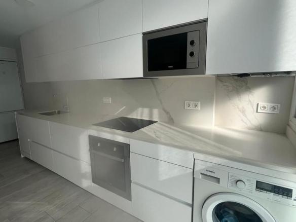 Apartment for sale at Portuene Kalea, 13, Antiguo