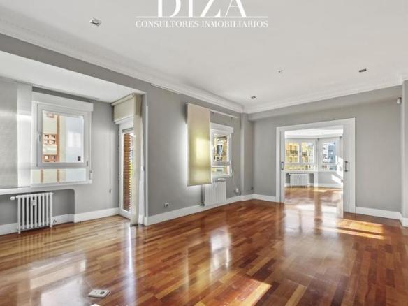 Apartment for sale in De Hermosilla, Goya