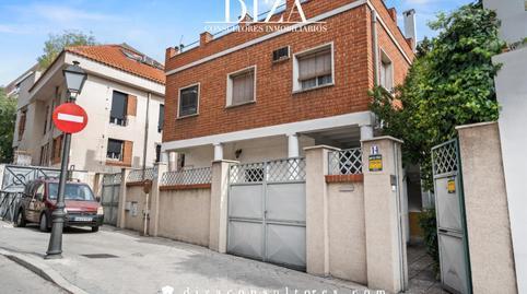 House or villa for sale in De Orcasitas, Guindalera