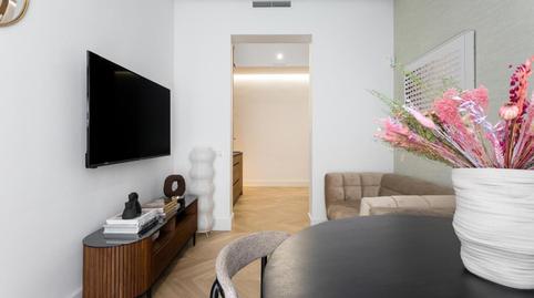 Apartment for sale in De Santa Engracia, Trafalgar