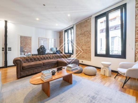 Apartment for sale in Cortes – Huertas