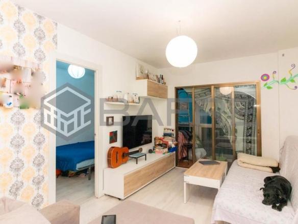Apartment for sale on Avenida de la Albufera, Portazgo