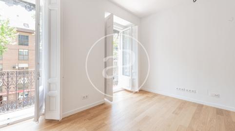 Apartment for sale in C. de Atocha, Cortes – Huertas