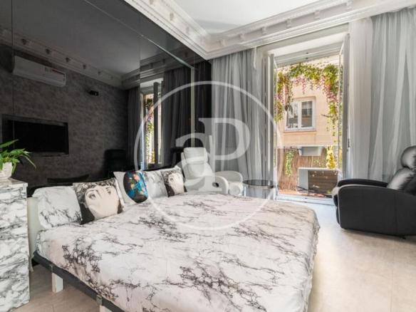 Apartment for sale in Cortes – Huertas