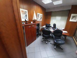 Commercial premises for sale on Avenida del Manzanares, San Isidro