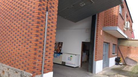 Industrial building for sale in N/a, North – University
