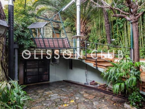 Townhouse for sale in Hispanoamérica – Bernabéu