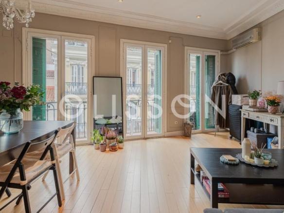 Apartment for sale in Trafalgar
