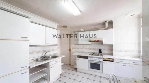 Apartment for sale on Calle de Magallanes, Arapiles