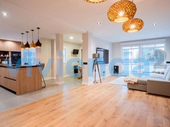 Apartment for sale in Saavedra Fajardo, Puerta del Ángel