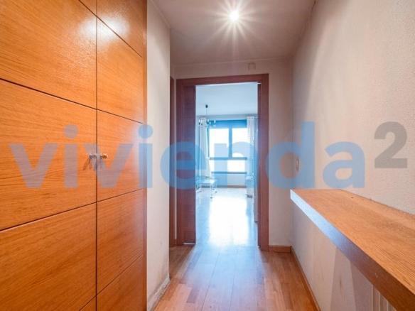 Apartment for sale in Charleroi, Palomeras Southeast