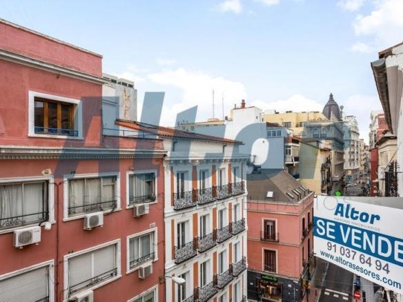 Apartment for sale in Hortaleza, Justicia – Chueca
