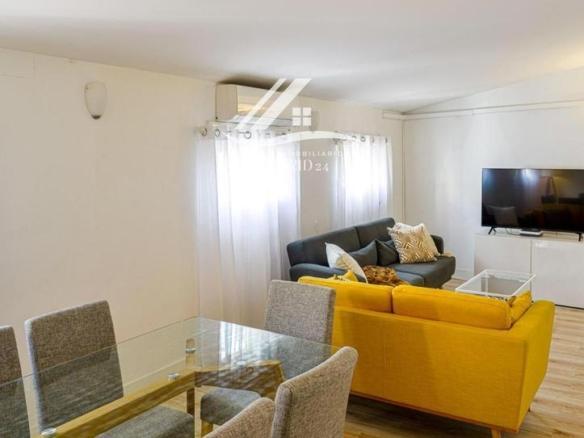 Apartment for sale on Isabel la Católica Street, Palacio