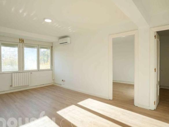 Apartment for sale in Plaza Hilanderas, Abrantes