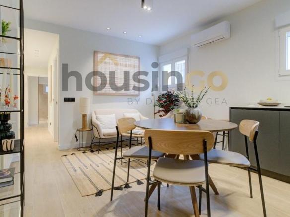 Apartment for sale in Rafaela Bonilla, Guindalera