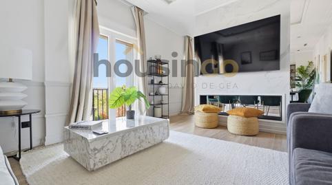 Apartment for sale on Calle de José Abascal, Almagro