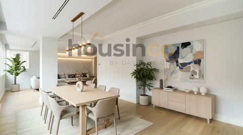 Apartment for sale in De América, Guindalera