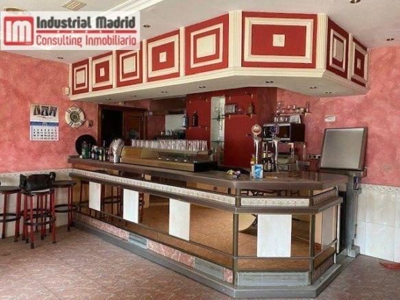 Commercial space for sale in the city center