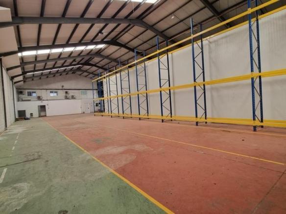 Industrial building for sale in La Poveda