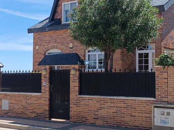 House or villa for sale in Meco town