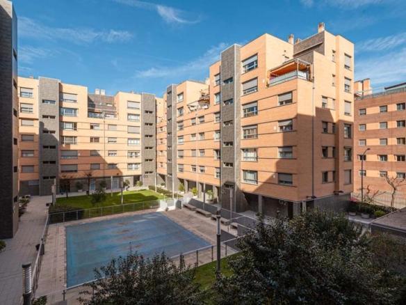 Apartment for sale in Congo, 1, El Bercial