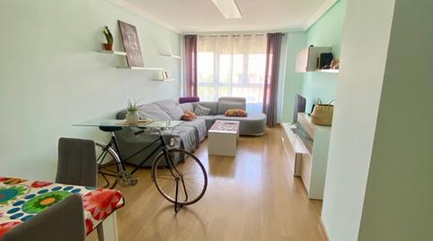 Piso en venta en Las Cañas
