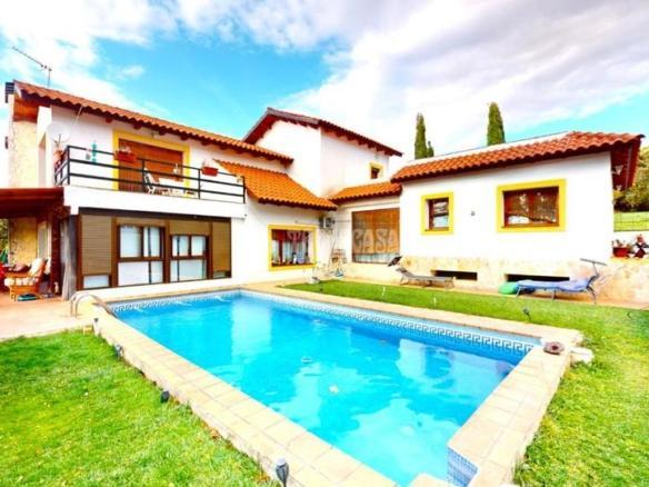 Casa o chalet en venta en C. Río Torote, El Casar
