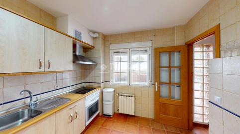 Casa adosada en venta en C. Emeterio Atienza, El Casar