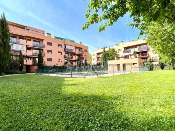 Piso en venta en Yebes – Valdeluz