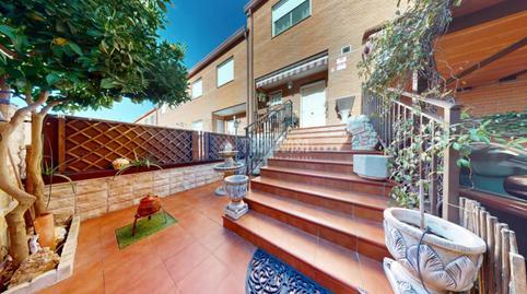 Casa adosada en venta en Chiloeches