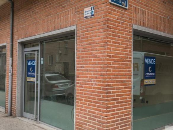 Commercial premises for sale at Calle Virgen de la Soterraña, 3, San Antonio