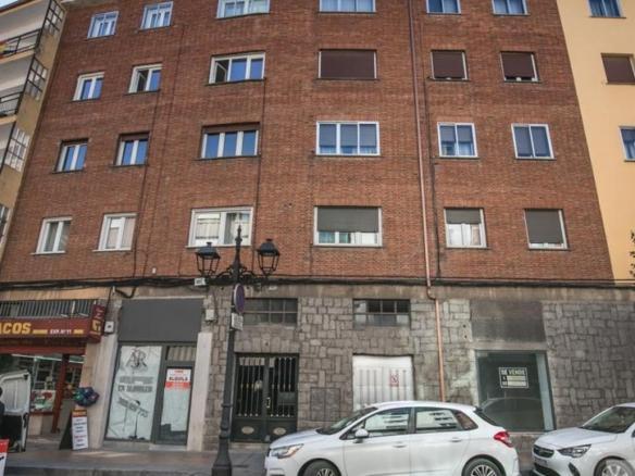 Apartment for sale on Avenida Portugal, 18, Centro