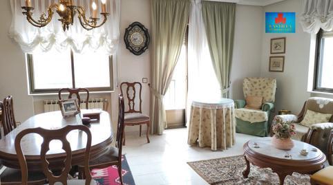 House or villa for sale in Velayos